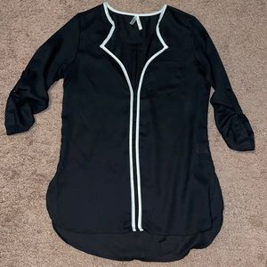 Black and White 3/4 Sleeved Blouse